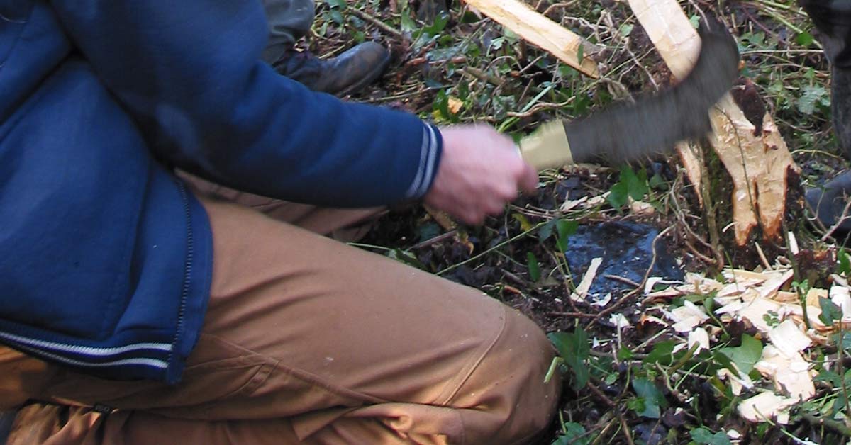 Using a billhook